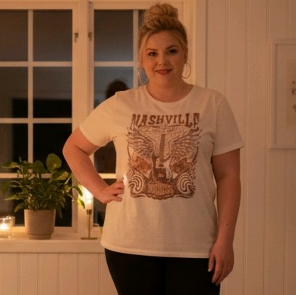 Tops - Nashville Graphic T-Shirt